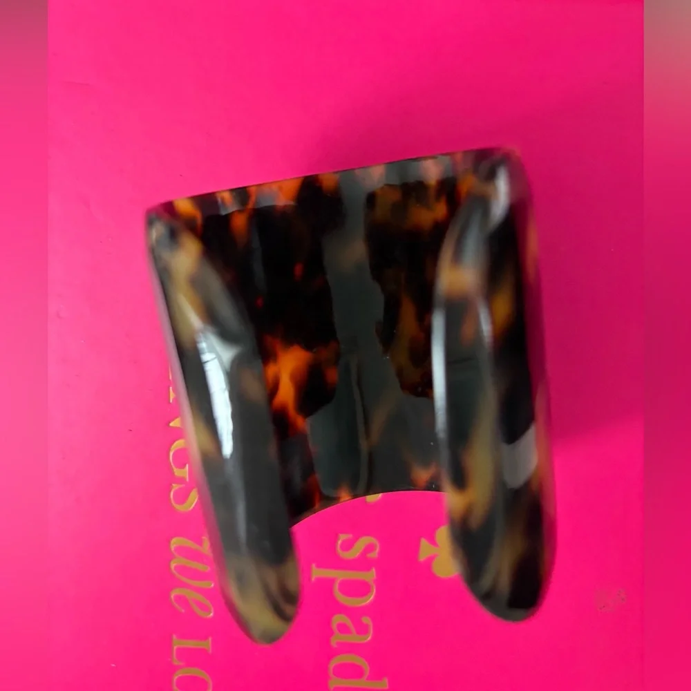 Tory Burch resin tortoise-shell cuff bracelet